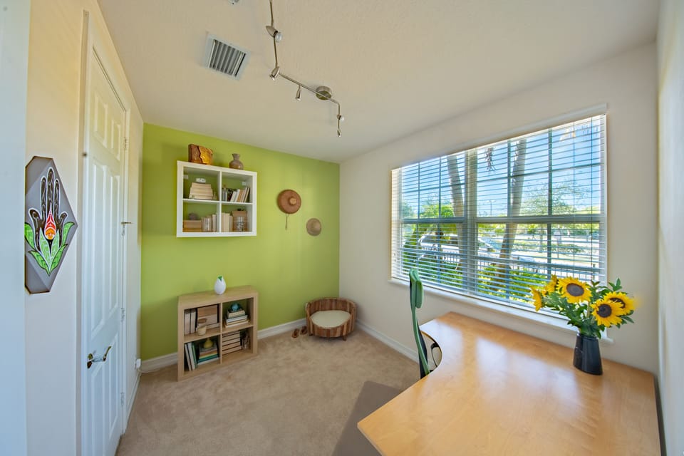 Guest bedroom 2 / office on 1st floor w/ private bath