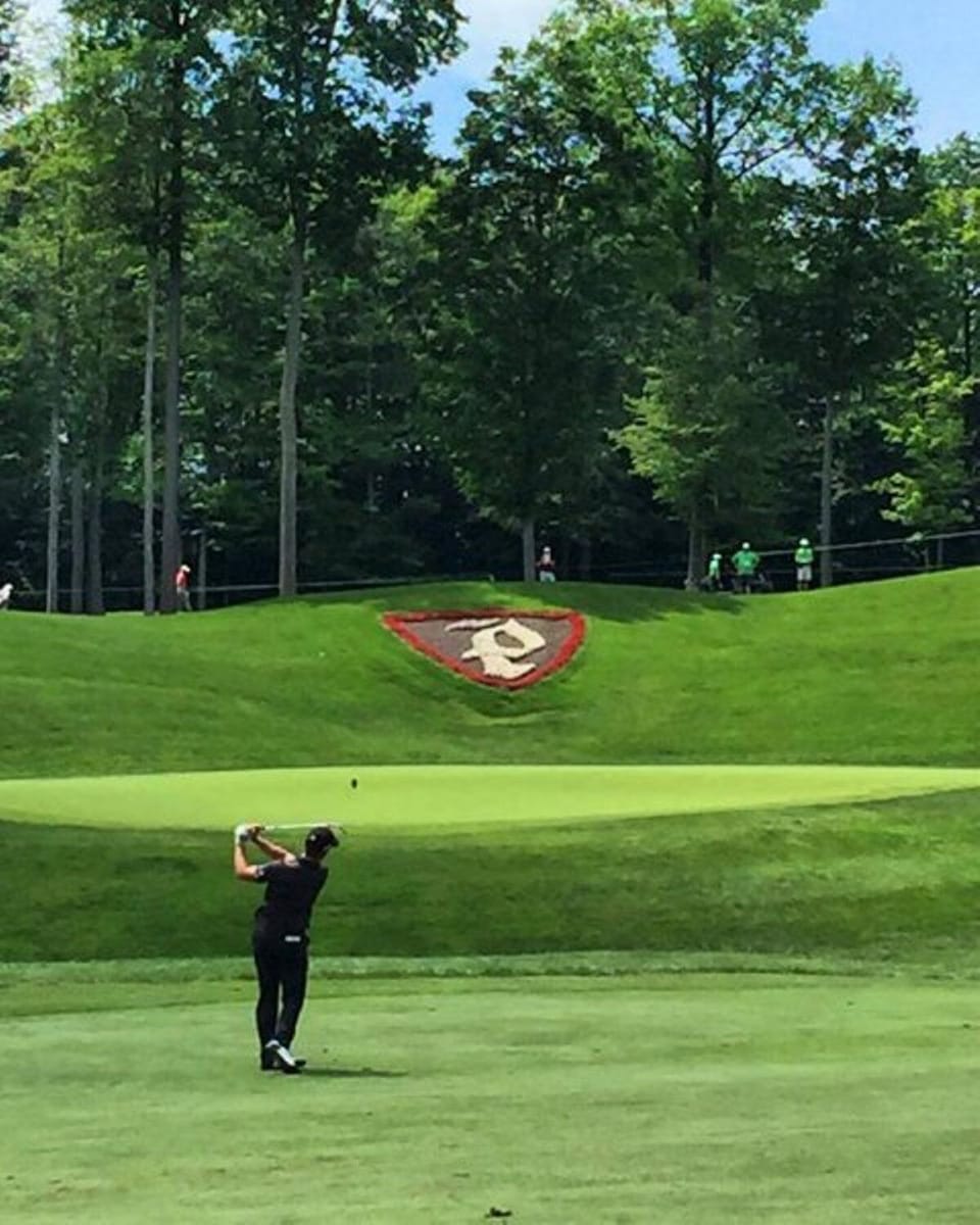 Minutes from many great golf courses in both PA + NY