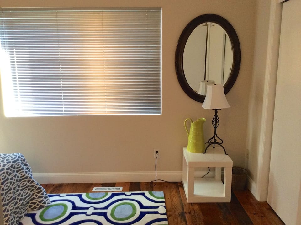 Smaller upstairs bedroom