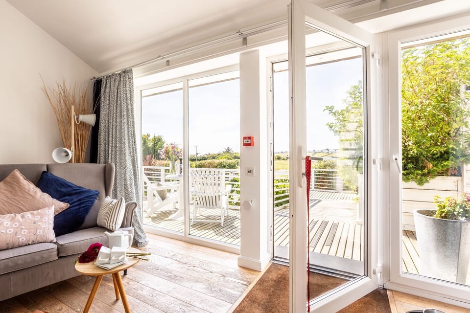 Owain's Lake View - View from living area - Llanfaelog