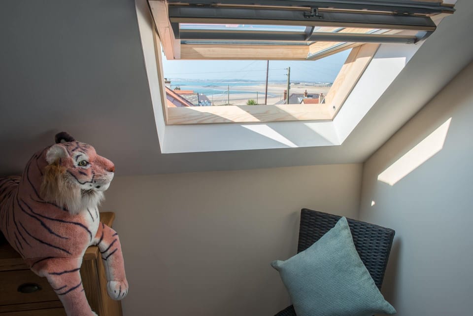 Pen Y Bryn - Bedroom skylight