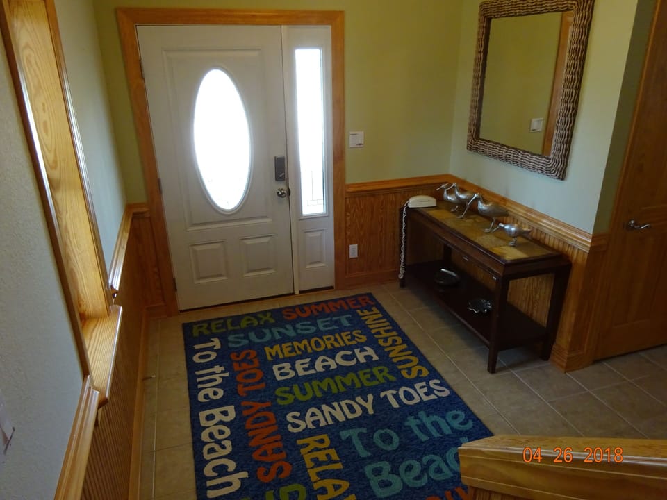 Front entry welcomes you into the house.
