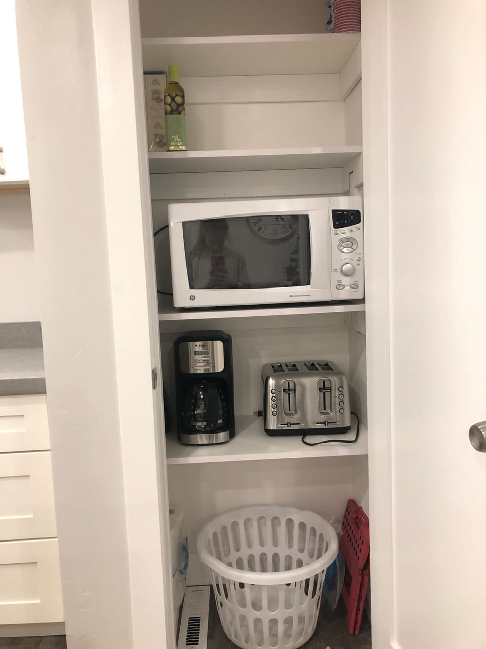 Kitchen pantry