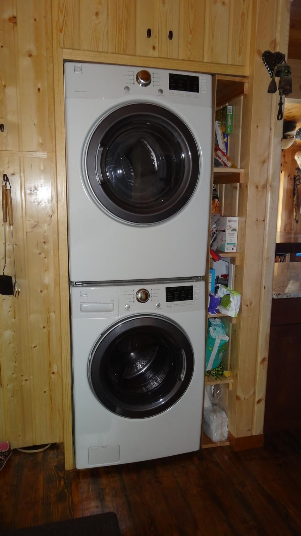 No need to catch up on laundry. You can keep up while on vacation.