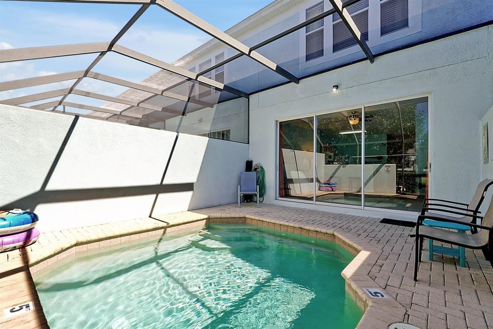 The spa pool is a great place for the kids to play while you relax nearby.