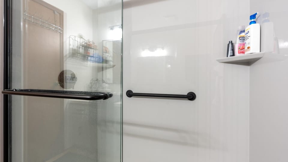 Upper Level 3/4 Bathroom