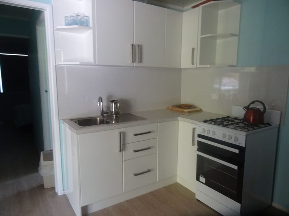 Kitchen Unit 2