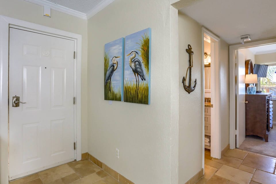 Condo Entryway/Hallway View