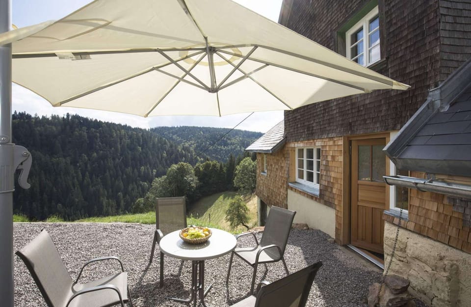 Fewo Titisee im Kaspershäusle outdoor seating area