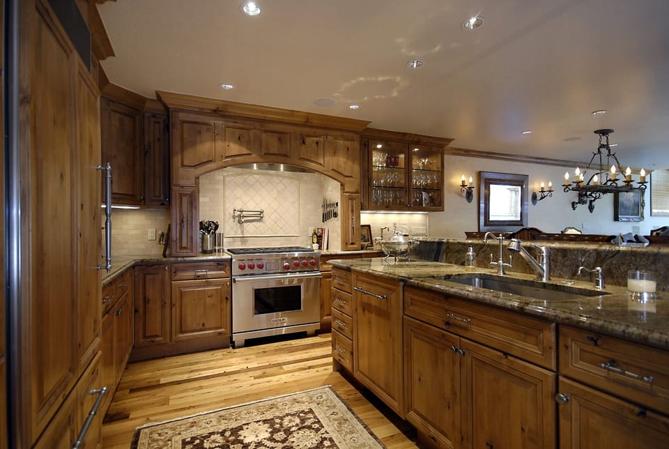 Fully stocked Gourmet Kitchen!