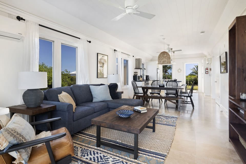 Living area with panoramic views of both oceans