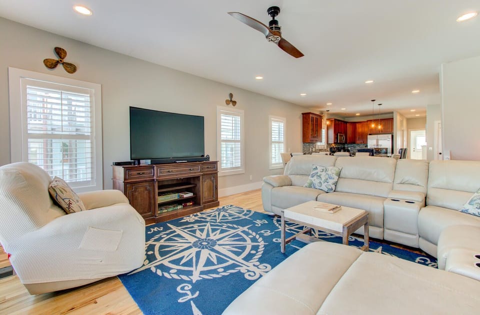 Living Room with flat screen TV
