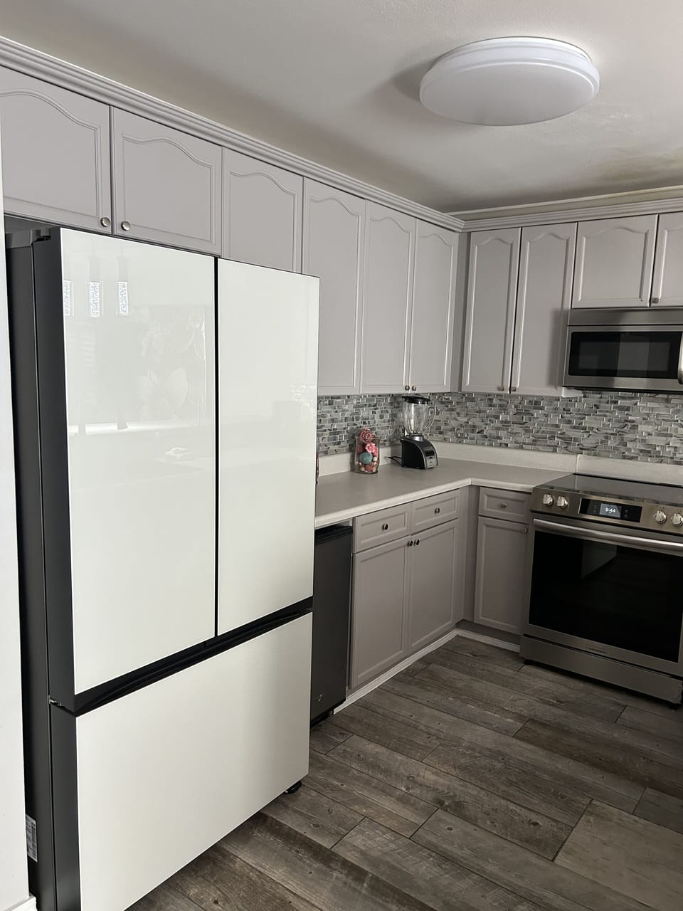 Fridge and ice maker