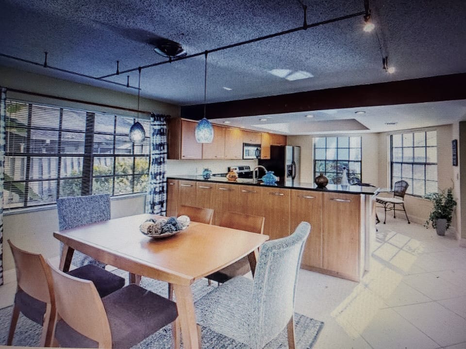 1ST FLOOR OPEN CONCEPT