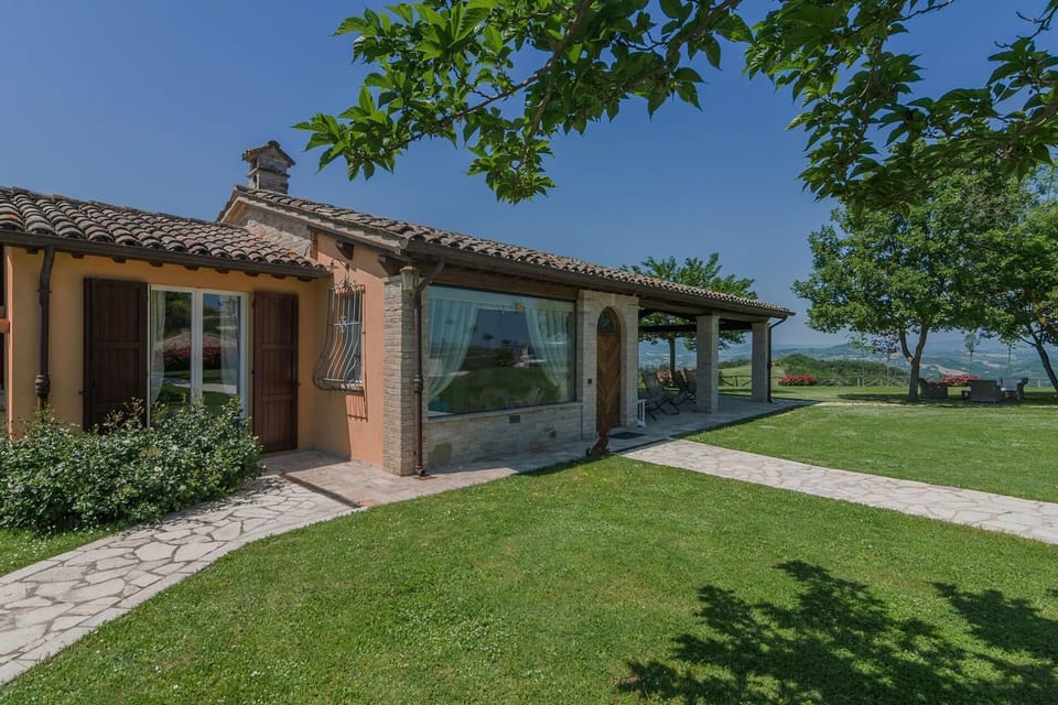 Casa Emanuela 12 (8327)