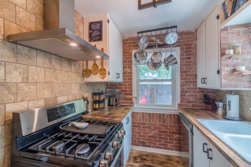 Kitchen (1)