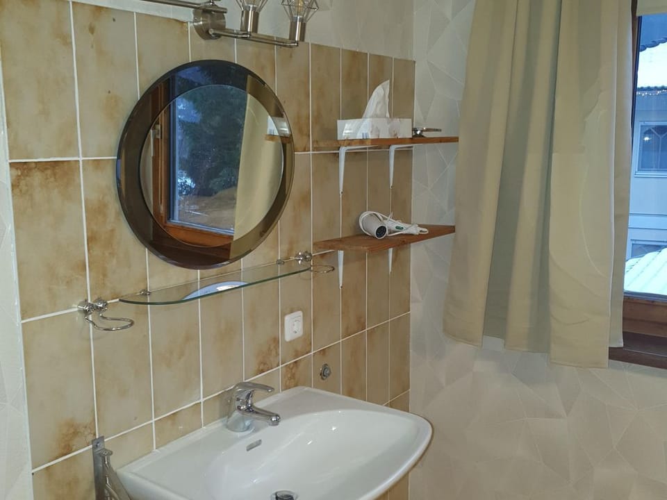 Room 3: "Nature" - house violin maker Apartment in Tyrol
