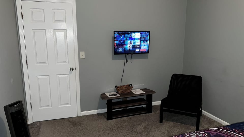 Bedroom 2 wall-mounted TV