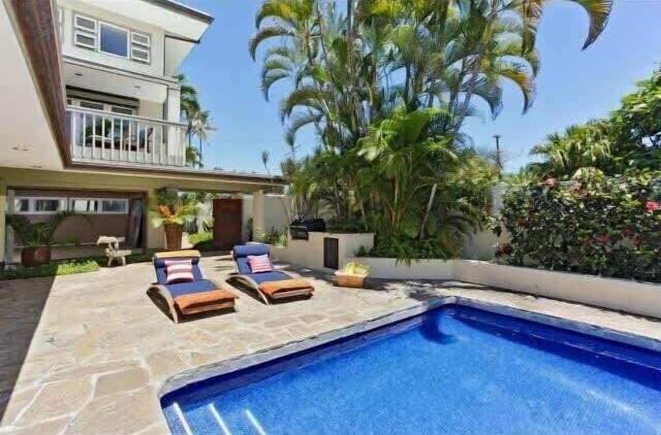 Large swimming pool.