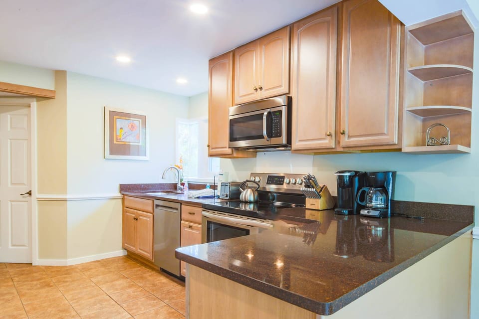 There's plenty of room to prepare your meals in this spacious kitchen.