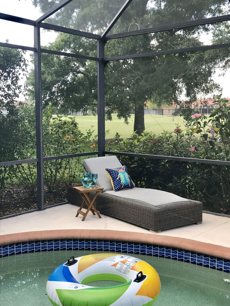 Perfect lounger to rest and hydrate!