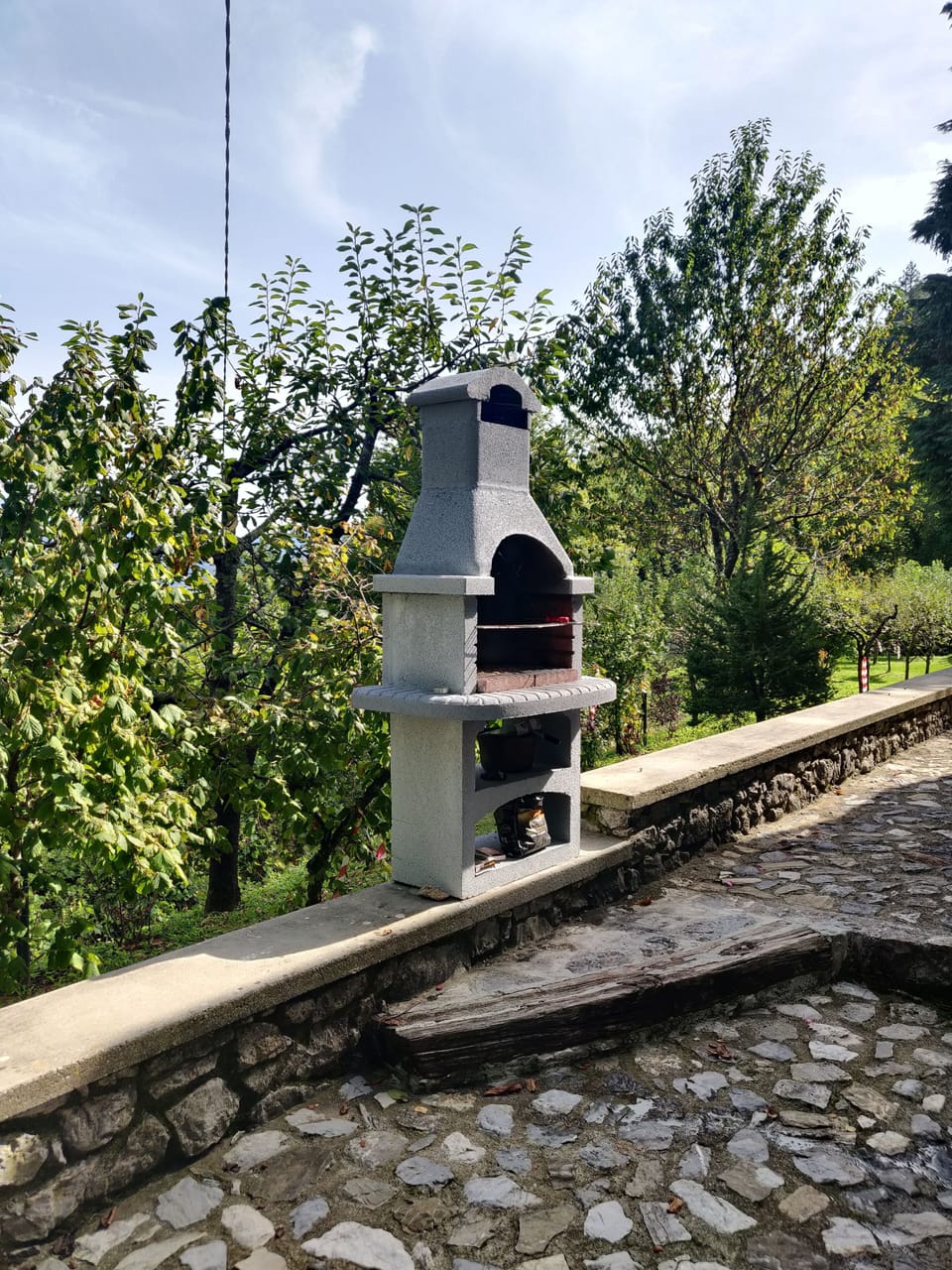 BBQ oven