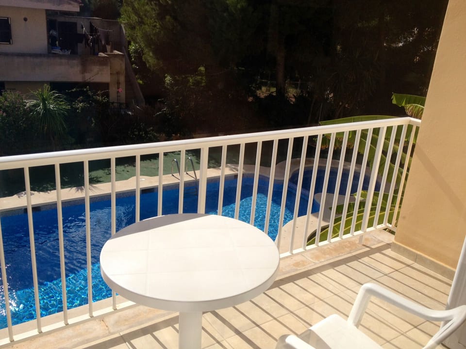 Flat with swimming pool in Can Picafort