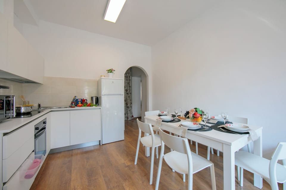 Kitchen and dining area