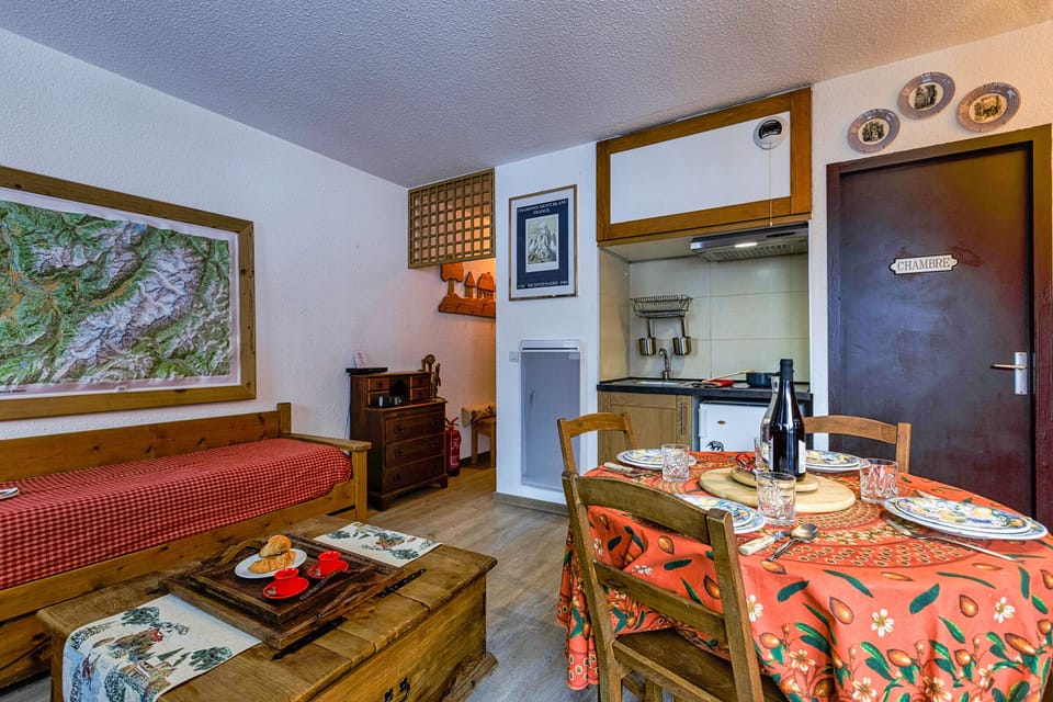 Living and dining room