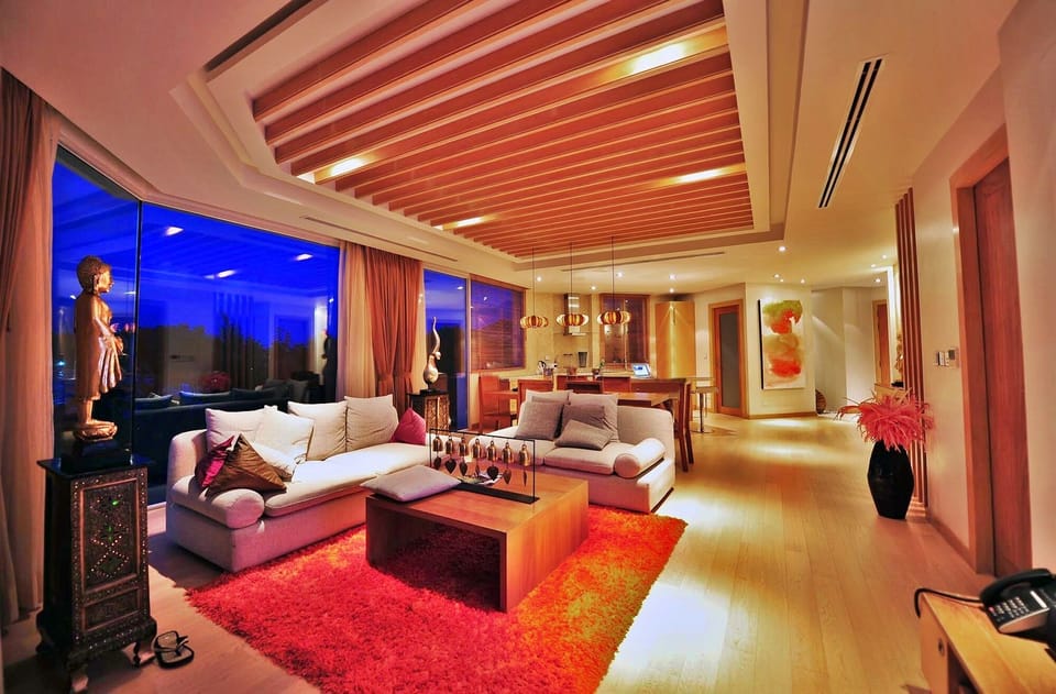 cosy and beautifulnight lighting