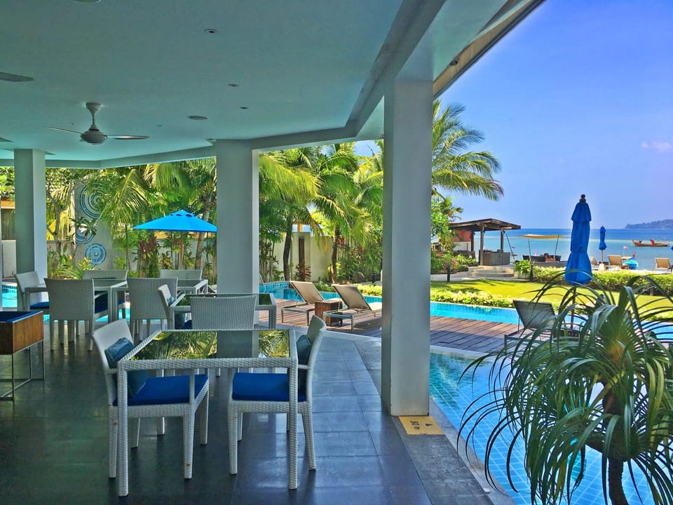 lounge area