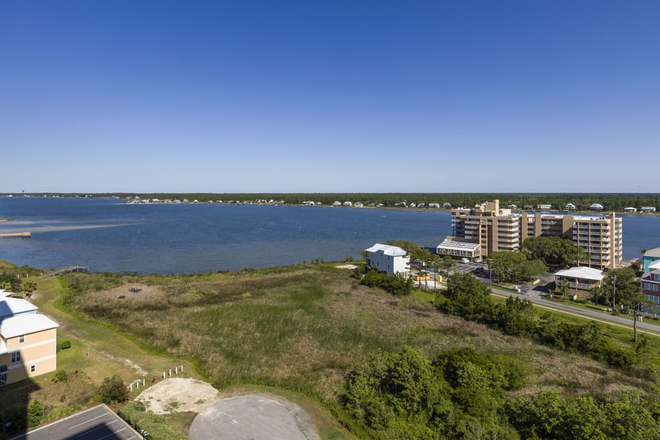 Little Lagoon Public Pier – a short walking distance from Sanibel.