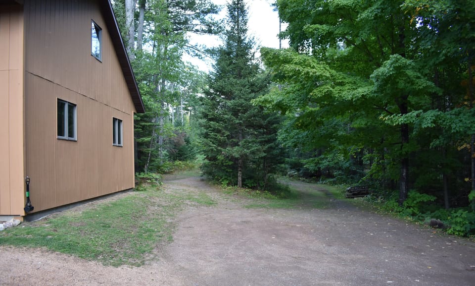 Spacious parking for boat or snowmobile trailers