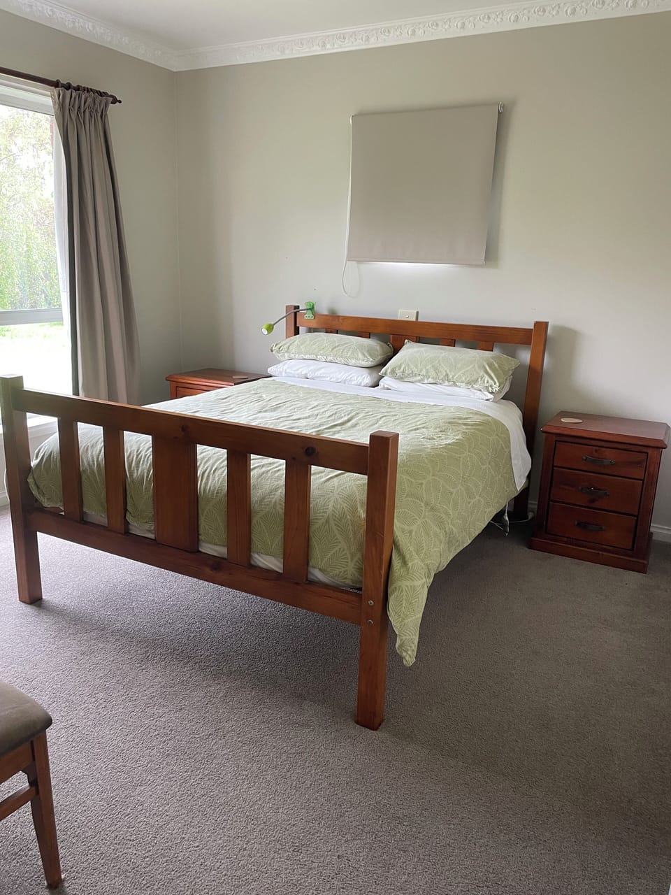 Queen bed