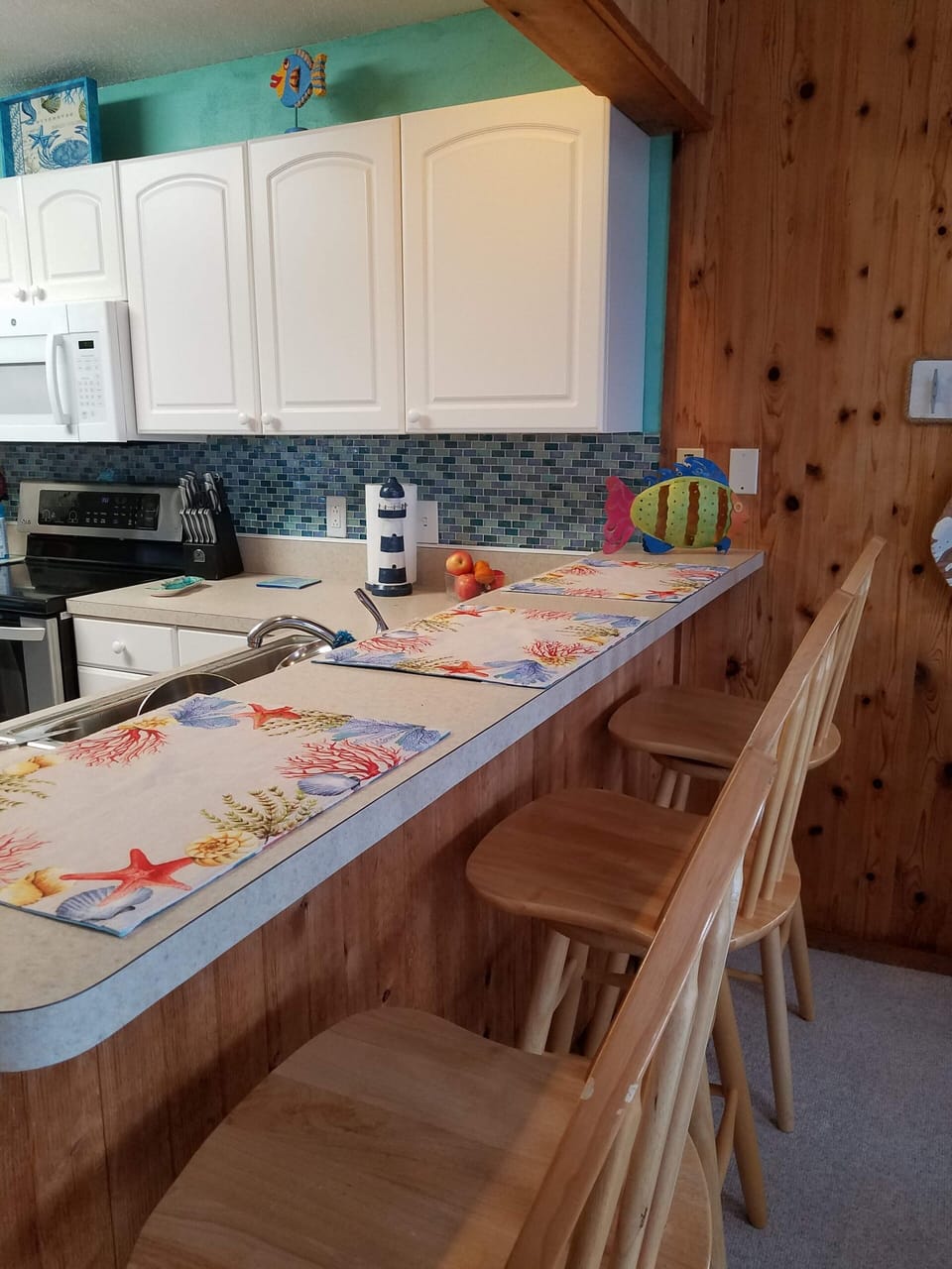 kitchen bar