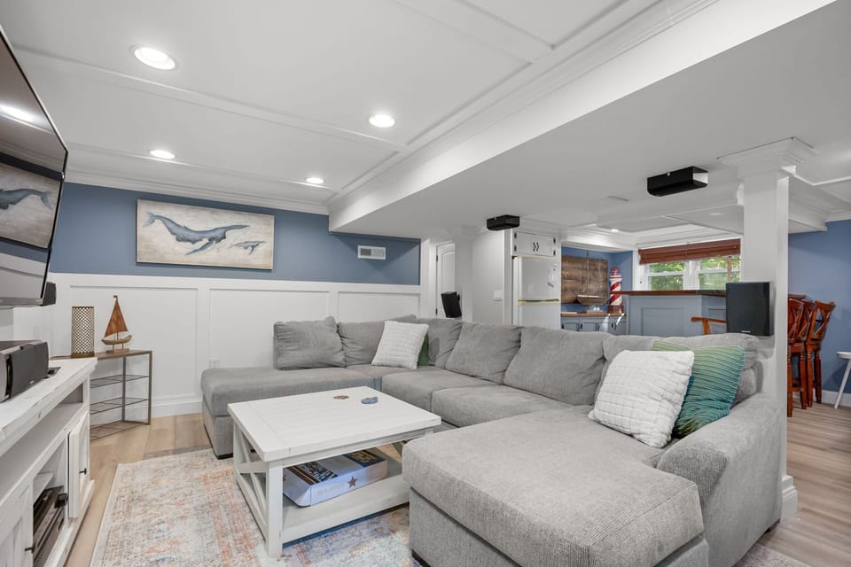 Enjoy the open floorplan of this space with a gaming table and small "bonus" kitchen located next to the living area - 10 Seventh Street Harwich Cape Cod - Cape Vista - NEVR