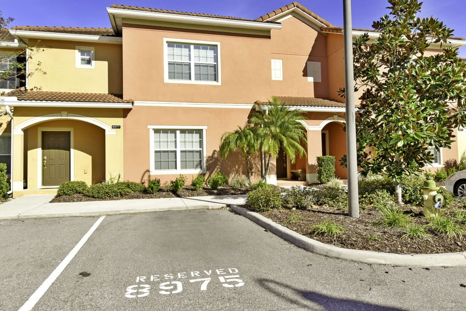 Front of rental near Disney