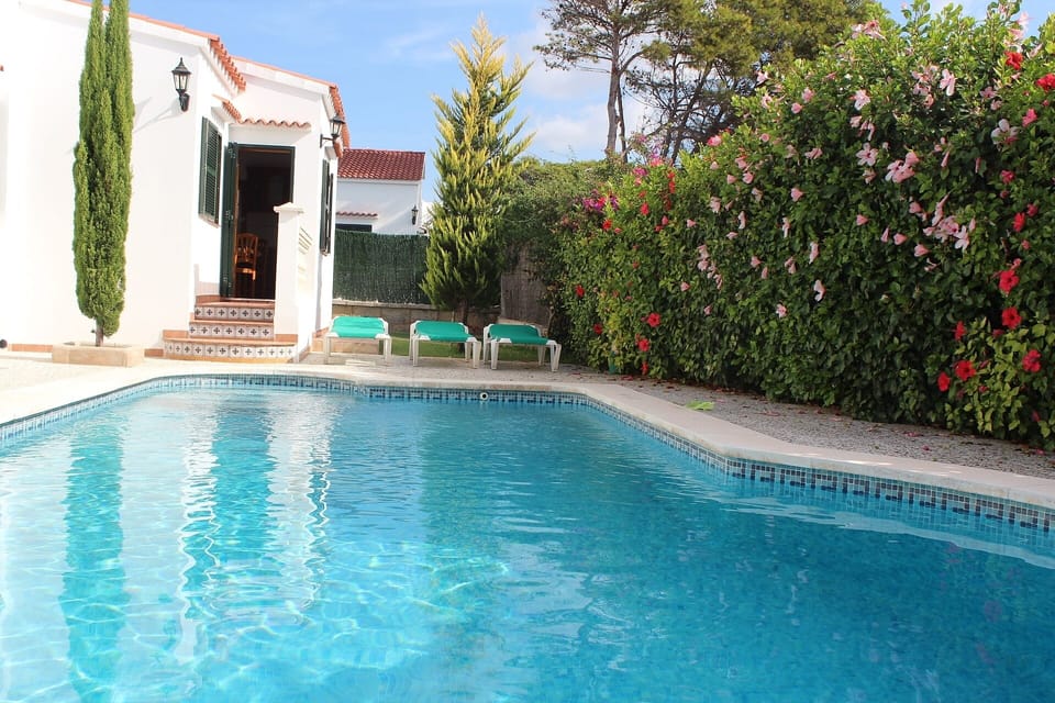 www.villasjuliamenorca.com