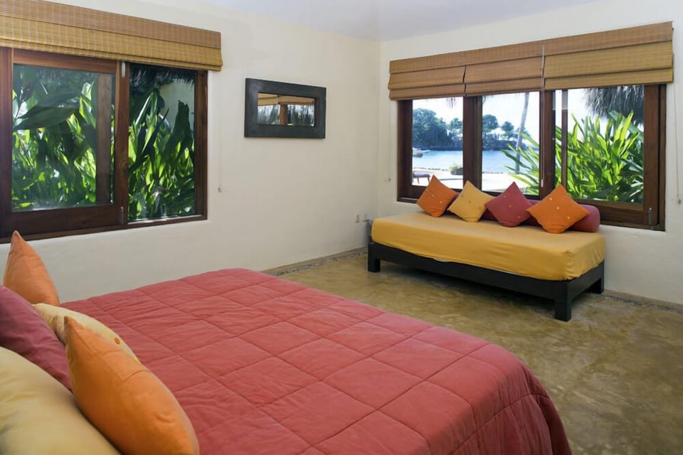 South casita bedroom