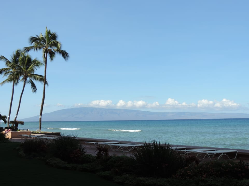 The amazing view of Lana'i right from our lanai