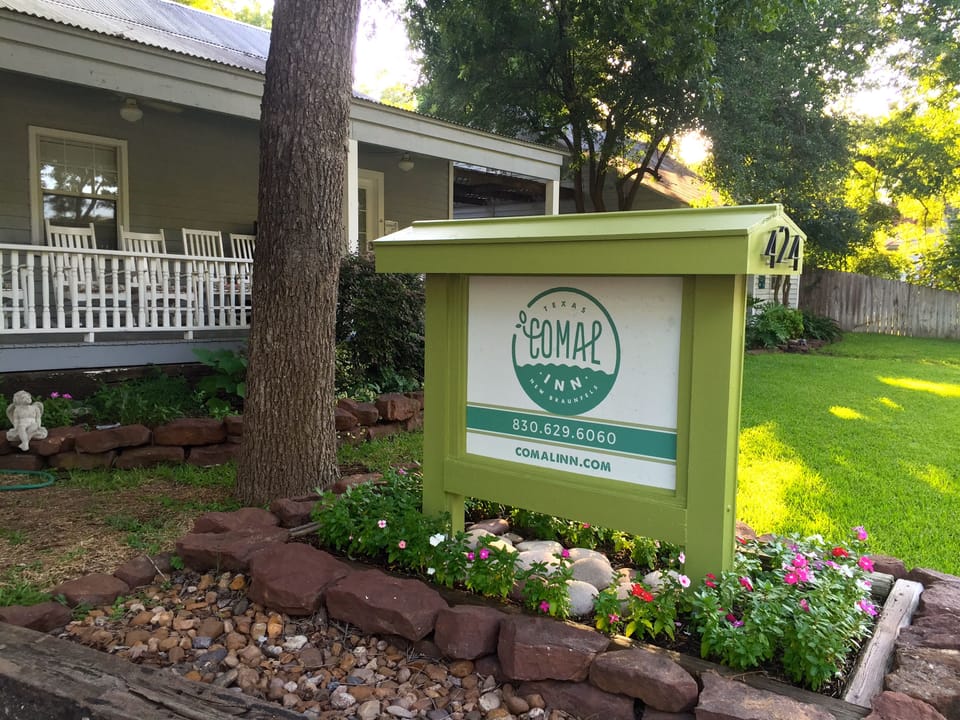 Comal Inn