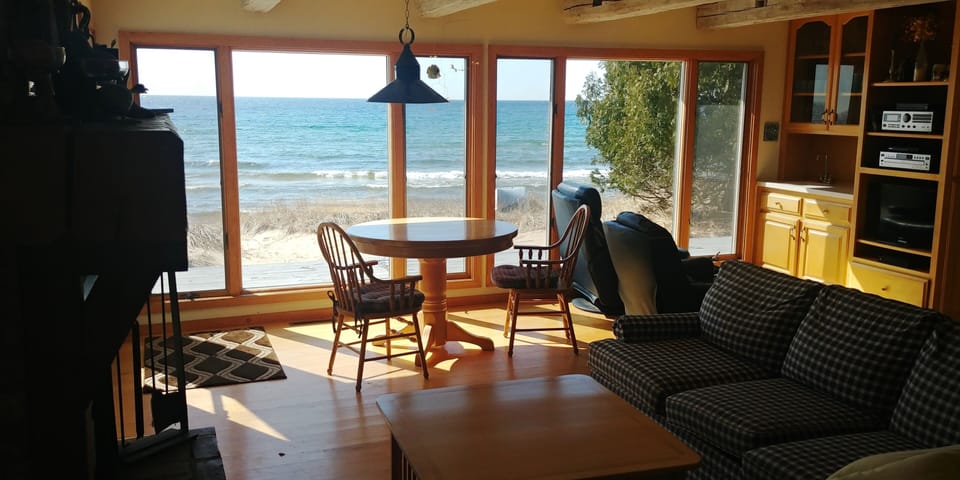 Game table area