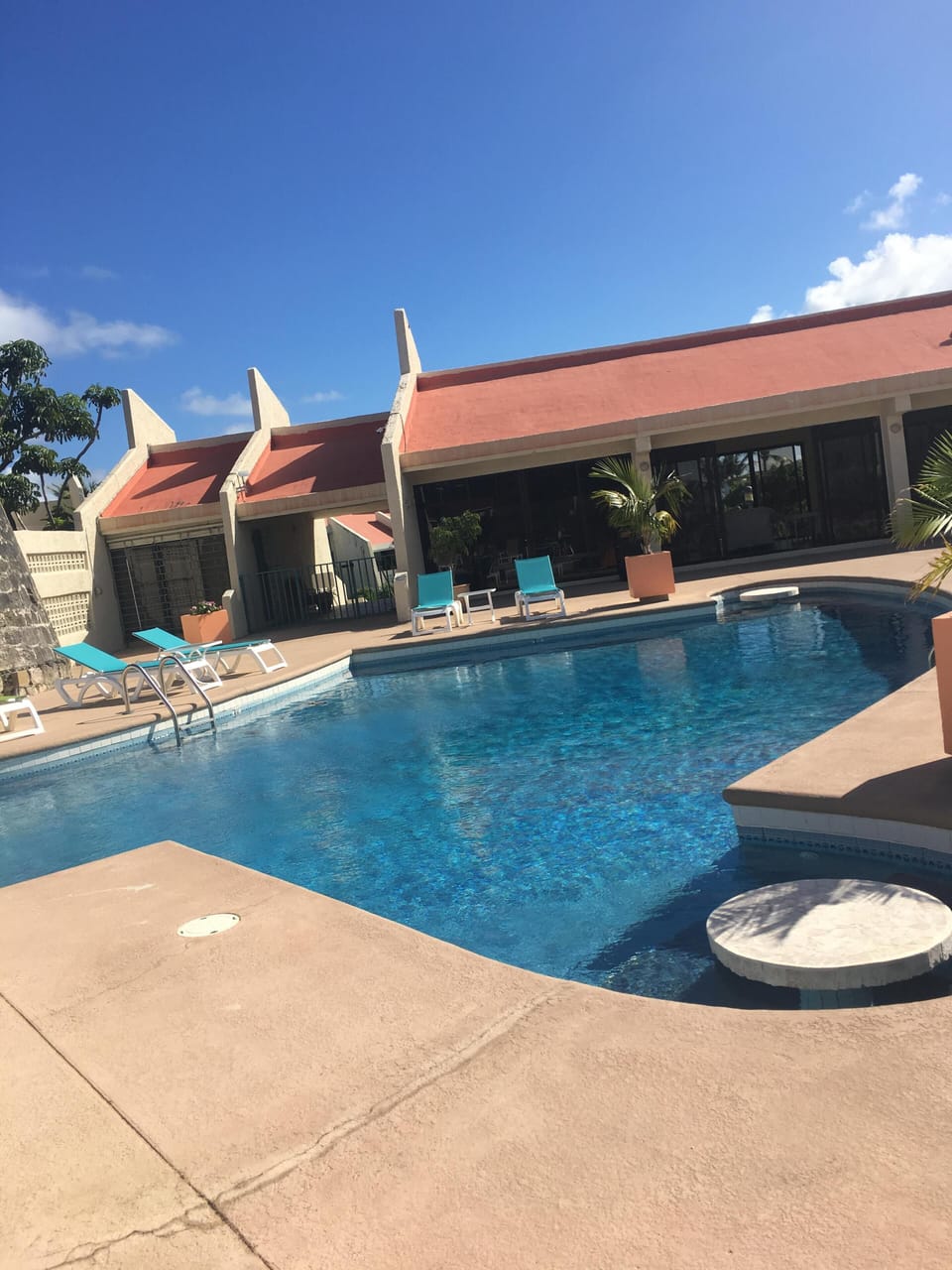 condo pool