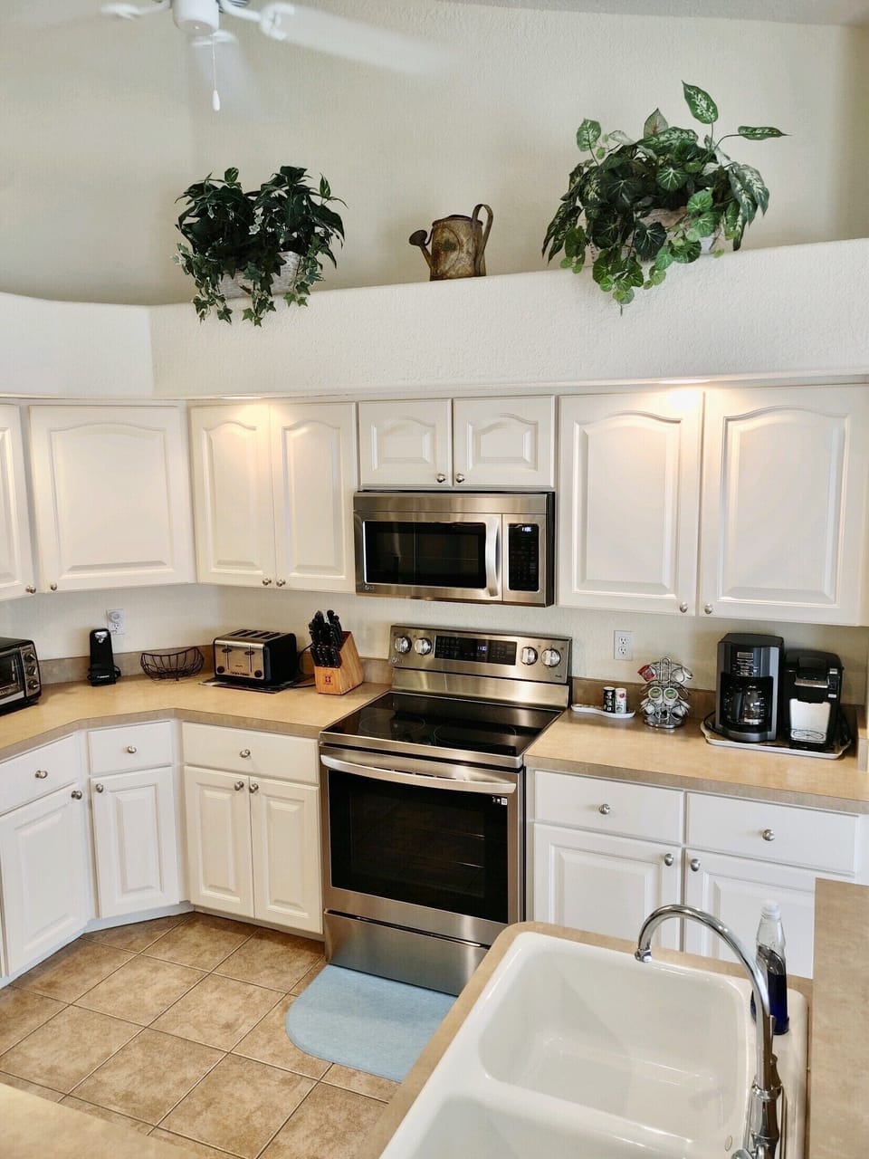 Well equipped kitchen has everything you will need during your stay 