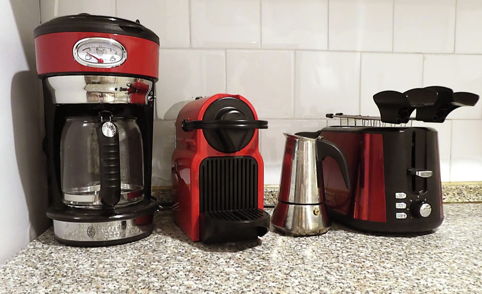 fully equipped kitchen