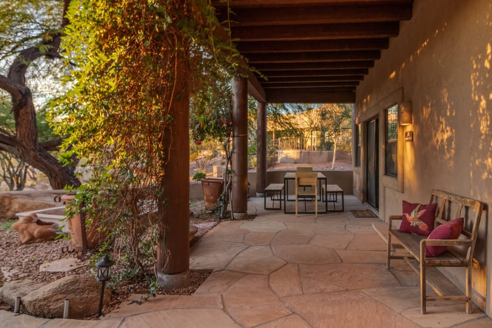 Step into our Garden Casita's outdoor haven, with a charming patio and cozy seating for your tranquil moments. #OutdoorRetreat 🌼🪑🏞️