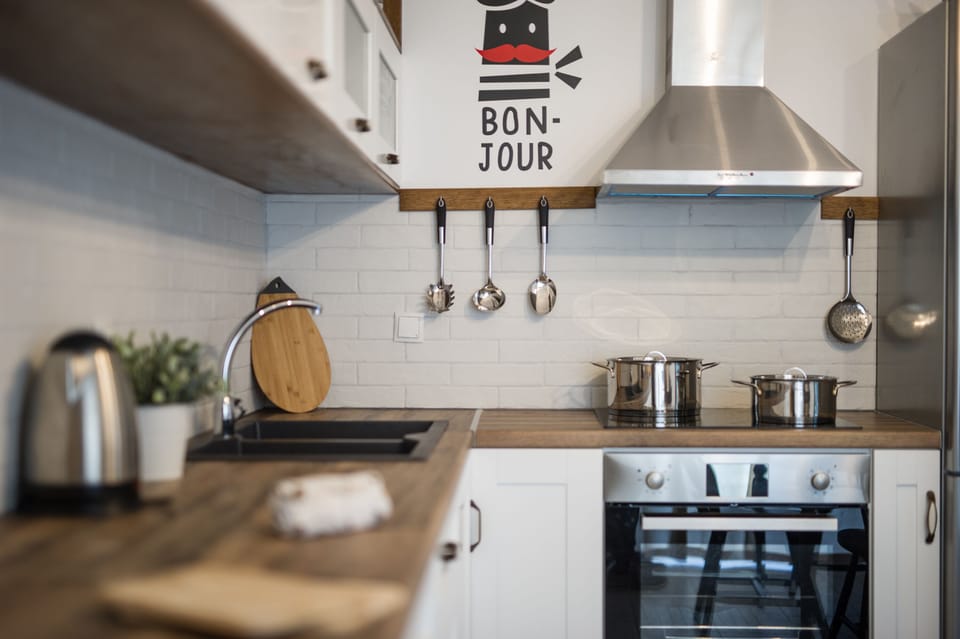 details of the kitchen