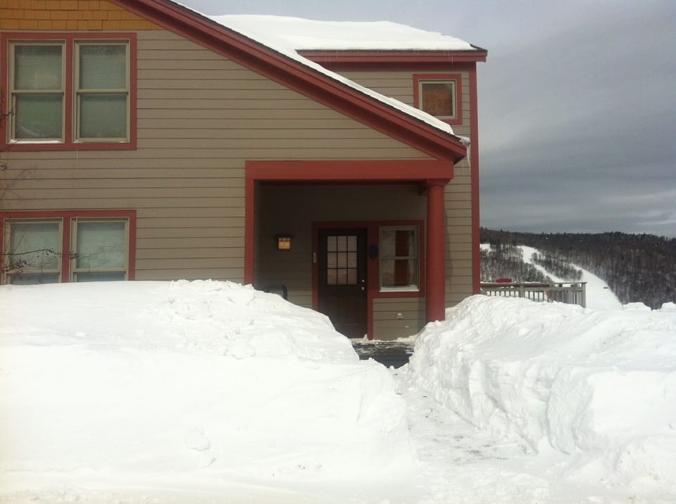 March 12-13th,2014 snowstorm. Killington Vermont on the Weather Channel.