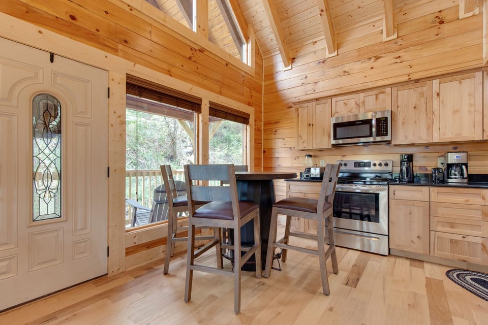 Dining Area, Seating for Four
