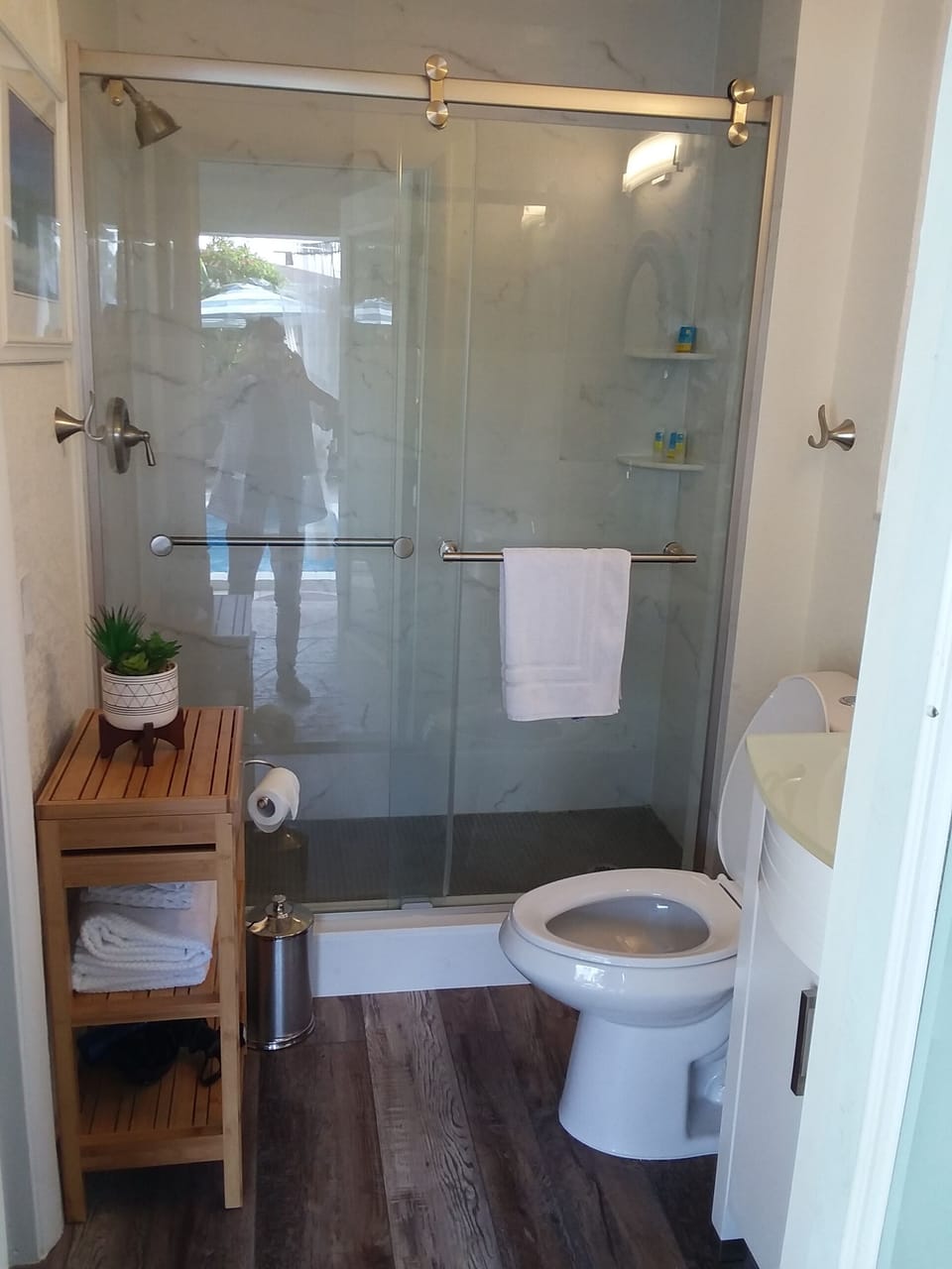 private bath 